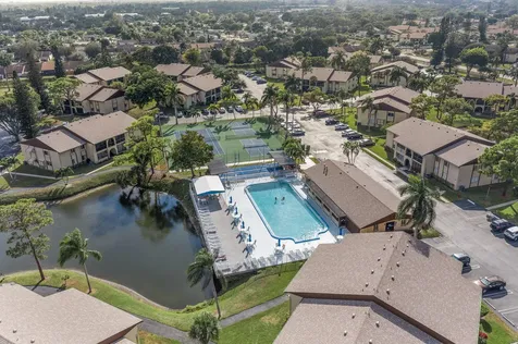 313 Pine Ridge Circle Greenacres FL 33463