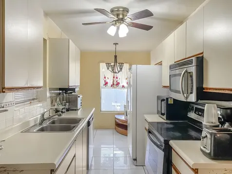 6058 Bania Wood Circle Lake Worth FL 33462