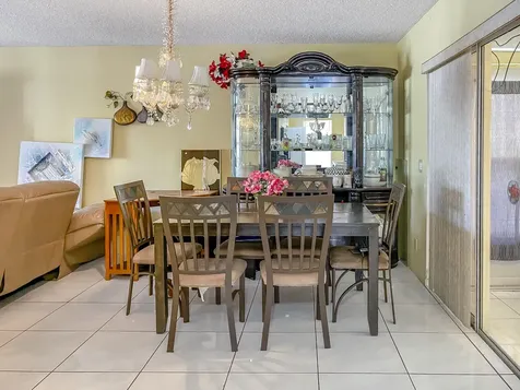 6058 Bania Wood Circle Lake Worth FL 33462