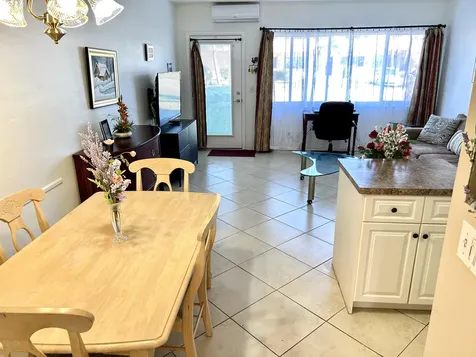 920 Sw 11th Avenue Hallandale Beach FL 33009