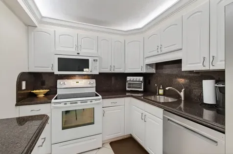 4505 S Ocean Boulevard Highland Beach FL 33487