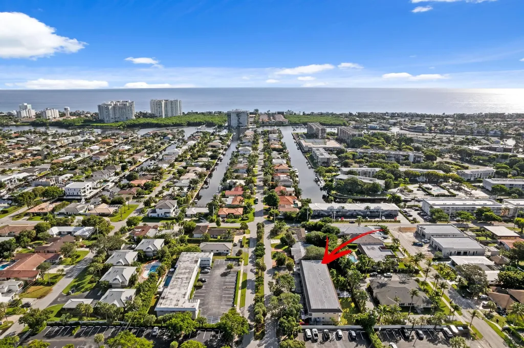 660 Glouchester Street Boca Raton FL 33487