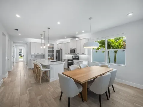10711 Sw Hensley Street Port Saint Lucie FL 34987