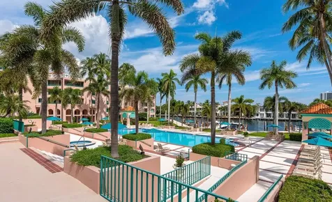 100 Se 5th Avenue Boca Raton FL 33432