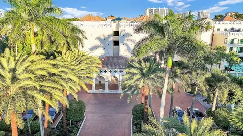 100 Se 5th Avenue Boca Raton FL 33432