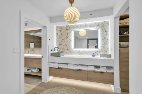 100 Se 5th Avenue Boca Raton FL 33432