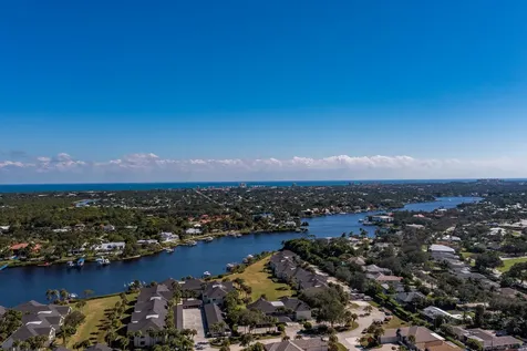 6 Concourse Drive Jupiter FL 33469