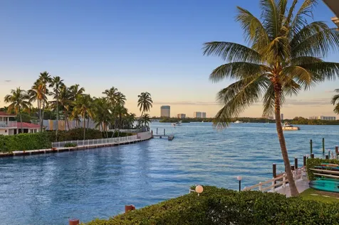 10180 W Bay Harbor Drive Bay Harbor Islands FL 33154
