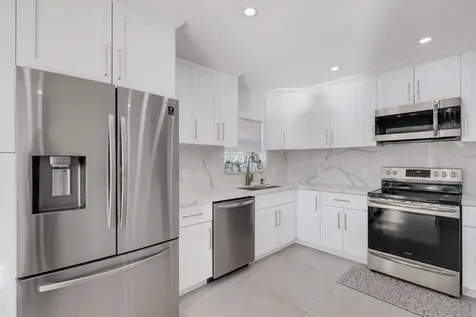 10180 W Bay Harbor Drive Bay Harbor Islands FL 33154