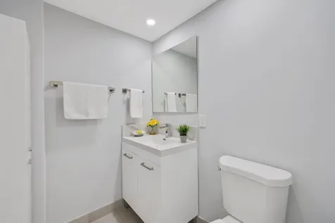 10180 W Bay Harbor Drive Bay Harbor Islands FL 33154
