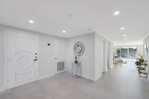 10180 W Bay Harbor Drive Bay Harbor Islands FL 33154