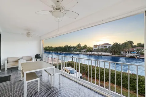 10180 W Bay Harbor Drive Bay Harbor Islands FL 33154
