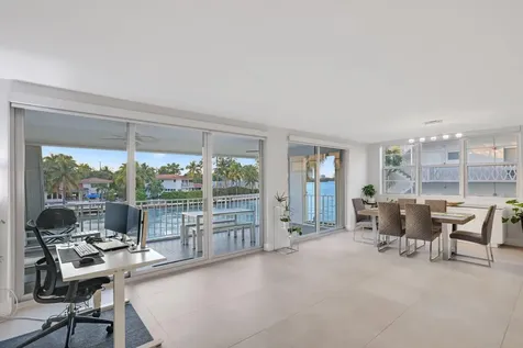 10180 W Bay Harbor Drive Bay Harbor Islands FL 33154