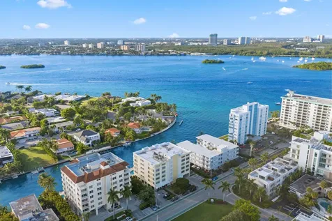 10180 W Bay Harbor Drive Bay Harbor Islands FL 33154