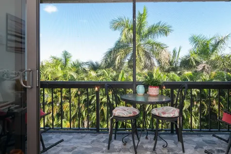 2550 Presidential Way West Palm Beach FL 33401