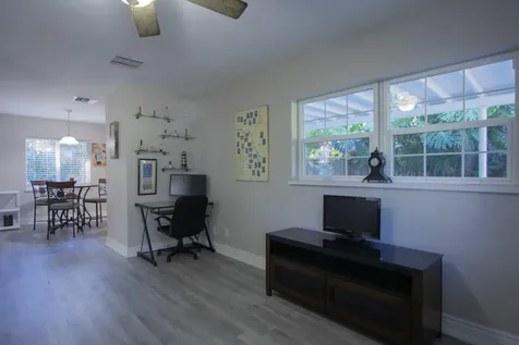 215 Ne 14 Avenue Pompano Beach FL 33060