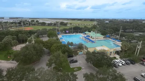 215 Ne 14 Avenue Pompano Beach FL 33060