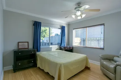 215 Ne 14 Avenue Pompano Beach FL 33060