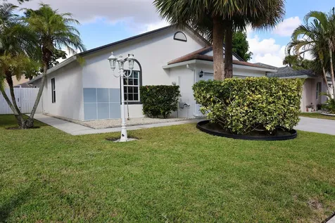 6196 Azalea Circle West Palm Beach FL 33415