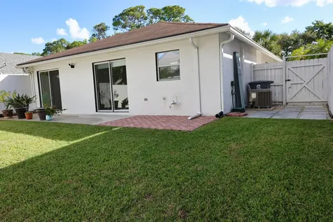 6196 Azalea Circle West Palm Beach FL 33415