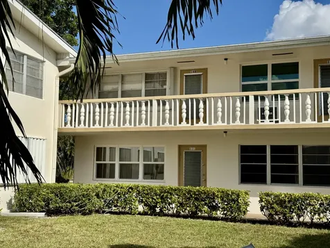 148 Bedford F West Palm Beach FL 33417