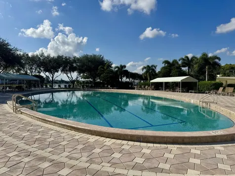 148 Bedford F West Palm Beach FL 33417