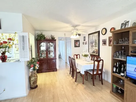 148 Bedford F West Palm Beach FL 33417