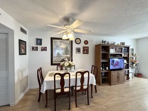 148 Bedford F West Palm Beach FL 33417