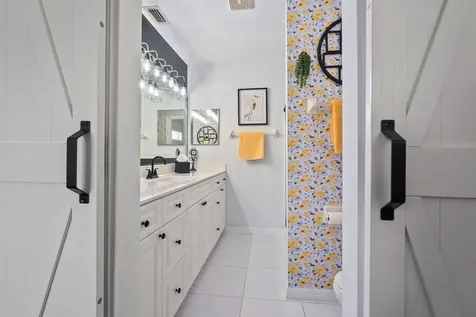 2186 SE Wild Meadow Circle Port Saint Lucie FL 34952