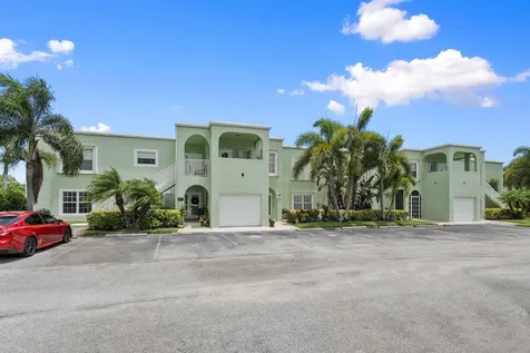 2186 SE Wild Meadow Circle Port Saint Lucie FL 34952