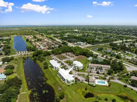 2186 SE Wild Meadow Circle Port Saint Lucie FL 34952