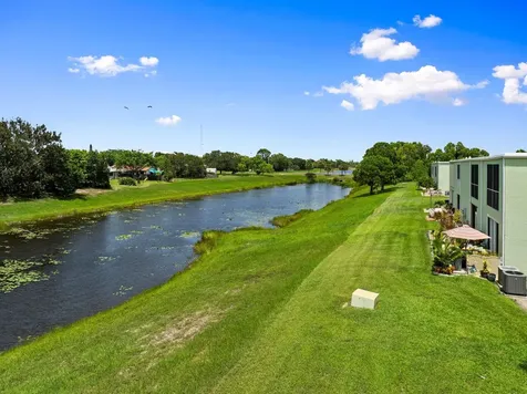 2186 SE Wild Meadow Circle Port Saint Lucie FL 34952