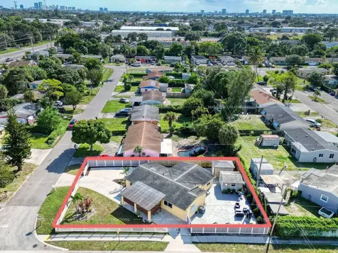 5713 Briarwood Street Mangonia Park FL 33407