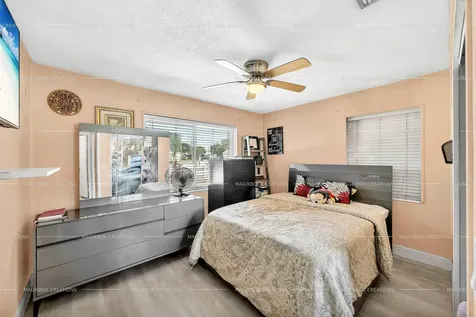 5713 Briarwood Street Mangonia Park FL 33407