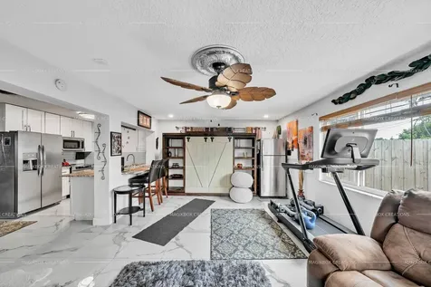 5713 Briarwood Street Mangonia Park FL 33407