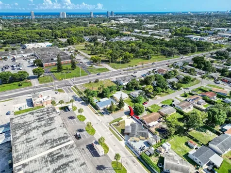 5713 Briarwood Street Mangonia Park FL 33407
