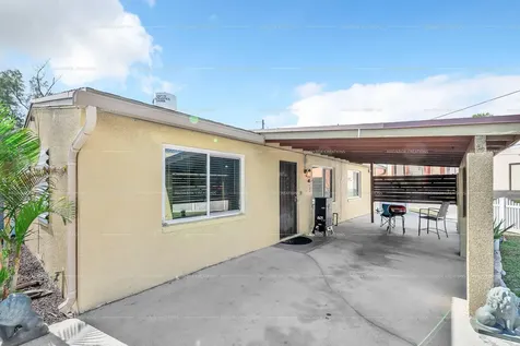 5713 Briarwood Street Mangonia Park FL 33407
