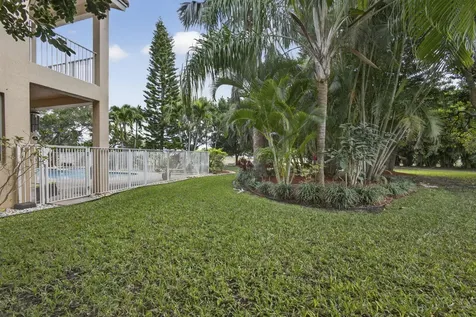 11502 Knightsbridge Place Wellington FL 33449