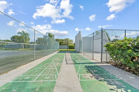 455 Canal Point Delray Beach FL 33444