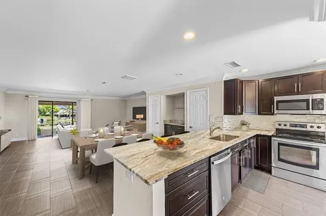 455 Canal Point Delray Beach FL 33444