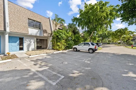 455 Canal Point Delray Beach FL 33444