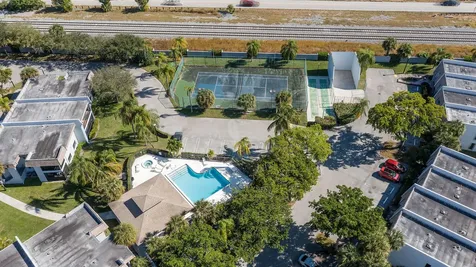 455 Canal Point Delray Beach FL 33444