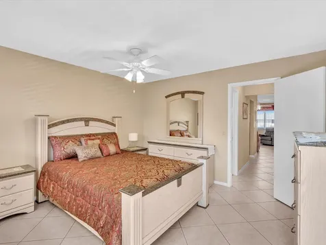 2542 S Federal Highway Boynton Beach FL 33435