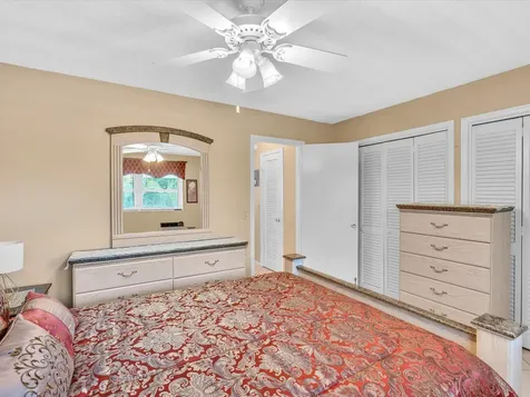 2542 S Federal Highway Boynton Beach FL 33435