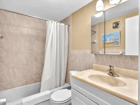 2542 S Federal Highway Boynton Beach FL 33435