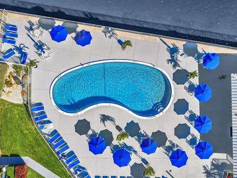 2542 S Federal Highway Boynton Beach FL 33435
