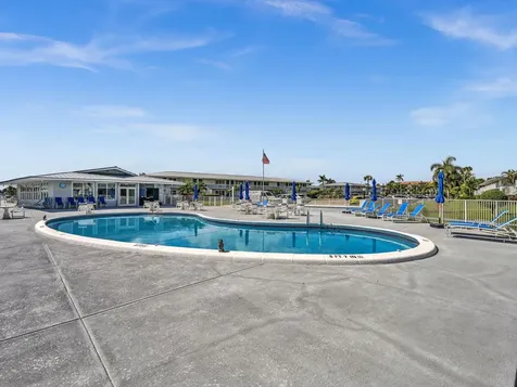 2542 S Federal Highway Boynton Beach FL 33435