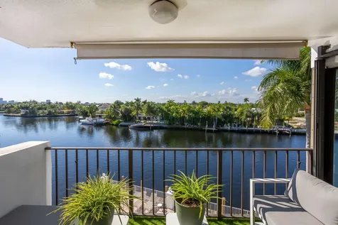 1839 Middle River Drive Fort Lauderdale FL 33305