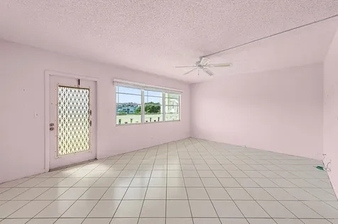 3037 Cambridge B Deerfield Beach FL 33442