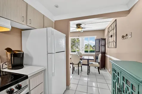 3200 Springdale Boulevard Palm Springs FL 33461
